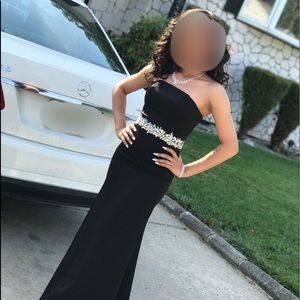 Formal Black Prom Dress / US Size 0